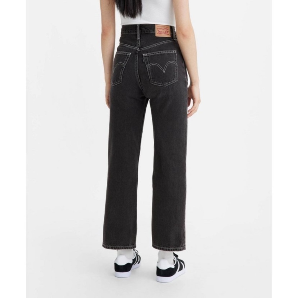 Levi's Women's Ultra-High Rise Ribcage
Straight Jeans - Black Stonewash